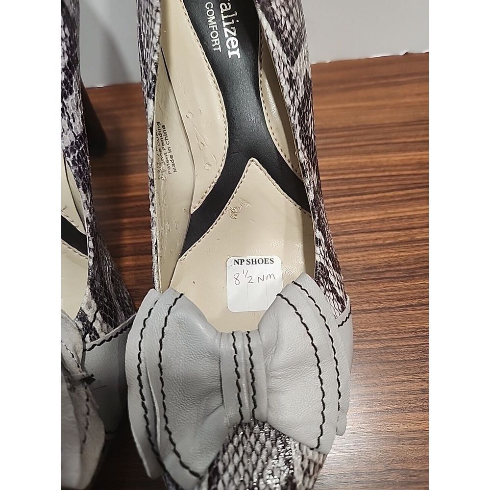 Naturalizer N5 8.5 N Comfort Floral‎ Snake Skin Strap 3 1/2 in. Heel Dress Shoes - Picture 3 of 8